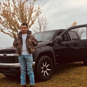 Meet your Posher, Victor